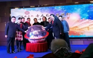经典再现中国网在第五届中国微电影大典金蜂鸟颁奖典礼上成功启动